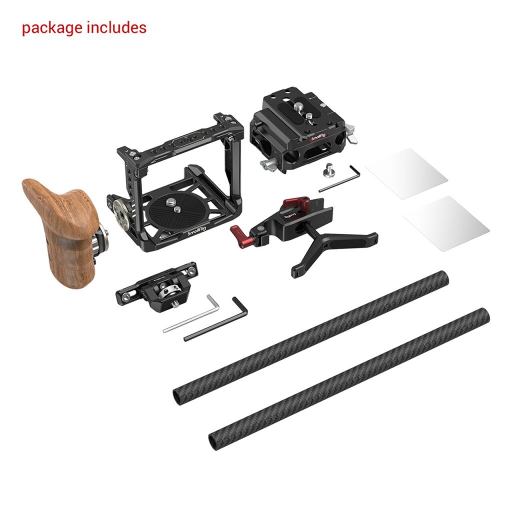 1617029565_765 SmallRig 3208 Master Kit for KOMODO näytetään valkoisella pohjalla, jossa on punaisella "Package Includes". Sarja sisältää metallirungon, puukahvan, asennuslevyn, tangot, kaksi kuusiokoloavainta, pienen kiinnikkeen, kaksi liimatyynyä ja kiinnittimen.
