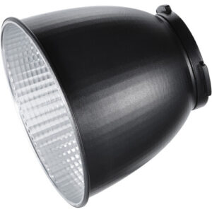 1617361594_705 Godox Reflector Disc Video Light ML60 RFT-22 -heijastinlevyvalaisimessa on musta ulkopinta ja kuvioitu hopeinen sisäpinta, ja se on suunniteltu kiinnitettäväksi studiovalaisimiin valon suuntaamista ja hajottamista varten. Kuvassa valkoista taustaa vasten.