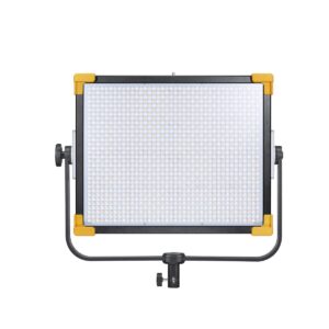 1620217219_169 Godox LED LD150RS on suorakulmainen LED-paneelivalaisin, jossa on musta runko, keltaiset kulmasuojat ja kiinnitysteline valkoisella pohjalla.