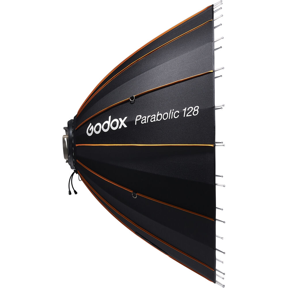 Godox Parabolic Reflector Zoom Box P128Kit, musta oransseilla korostuksilla, kuvassa sivukuva, jossa on syvä, sateenvarjon muotoinen muotoilu, joka on ihanteellinen studiokuvauksen valaistukseen.