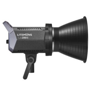 1645166944_167 Godox Litemons LED-videovalaisimessa LA200Bi -LED-valo on musta runko, jossa on tuuletusaukot, suuri kartiomainen heijastin edessä ja se on asennettu pyörivään kiinnikkeeseen.