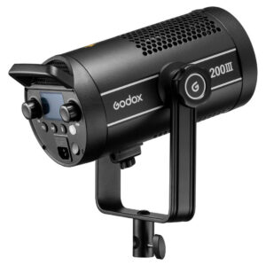 1675234814_899 The black Godox SL200III LED video light with digital control panel, control knobs and mounting bracket is visible from the side on a white background.