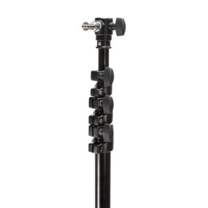 1677165920_745 Godox SL60IID Duo Kit -LED-valo sisältää mustan säädettävän valotelineen, jossa on useita käännettäviä lukituksia ja hopeinen kiinnitystappi, ihanteellinen valojen tai kameroiden tukemiseen valokuvauksessa tai videokuvauksessa.