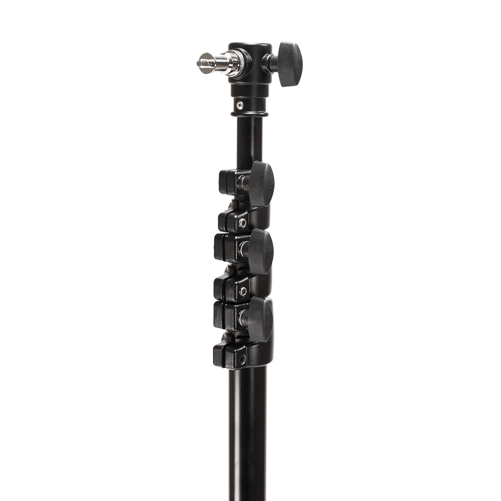 1677165920_745 Godox SL60IID Duo Kit -LED-valo sisältää mustan säädettävän valotelineen, jossa on useita käännettäviä lukituksia ja hopeinen kiinnitystappi, ihanteellinen valojen tai kameroiden tukemiseen valokuvauksessa tai videokuvauksessa.