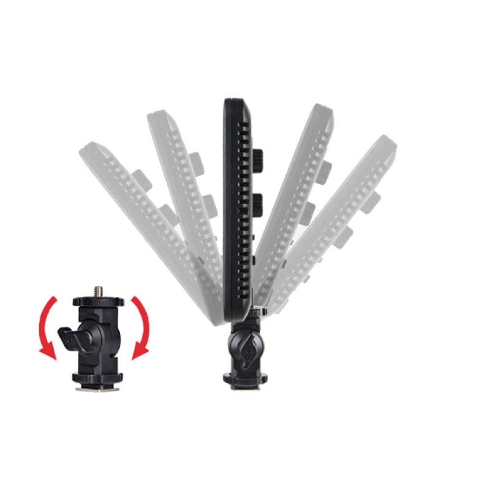 1681300508_987 Godox Led P120C Adapter Kit on musta säädettävä kiinnike, joka on esitetty eri kallistuskulmissa, mikä osoittaa sen kierto- ja kallistusominaisuudet. Punainen nuoli korostaa jalustan 360 asteen kääntömahdollisuutta.