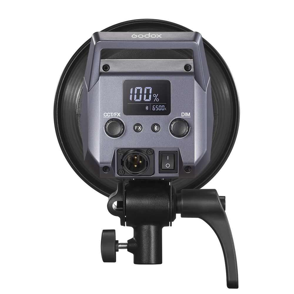 1685527750_797 Lähikuva Godox Litemons LA200Bi Bi-color Duo Kit -LED-valo -valaisimen takapaneelista, jossa on digitaalinen näyttö 100 %:n kohdalla, ohjauspainikkeet, portit, säätönupit ja kiinnitystarvikkeet.
