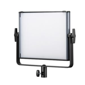 1689240371_672 Godox KNOWLED LDX100BI Bi-Color -paneelivalaisimessa on neliönmuotoinen himmeä LED-paneeli säädettävällä mustalla metallikehyksellä ja jalustalla, joka on ihanteellinen valokuvaus- tai videotuotantosovelluksiin.