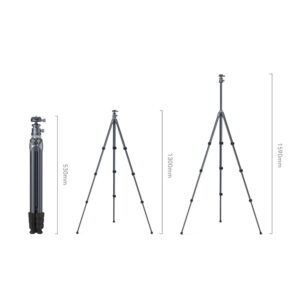 1689864219_383 SmallRig 4222 Lightweight Travel Tripod AP 02 on esitetty kolmessa vaiheessa: täysin kokoontaitettuna 530 mm, osittain ulosvedettynä 1300 mm ja täysin ulosvedettynä 1580 mm, kukin vierekkäin korkeusmitattuina.