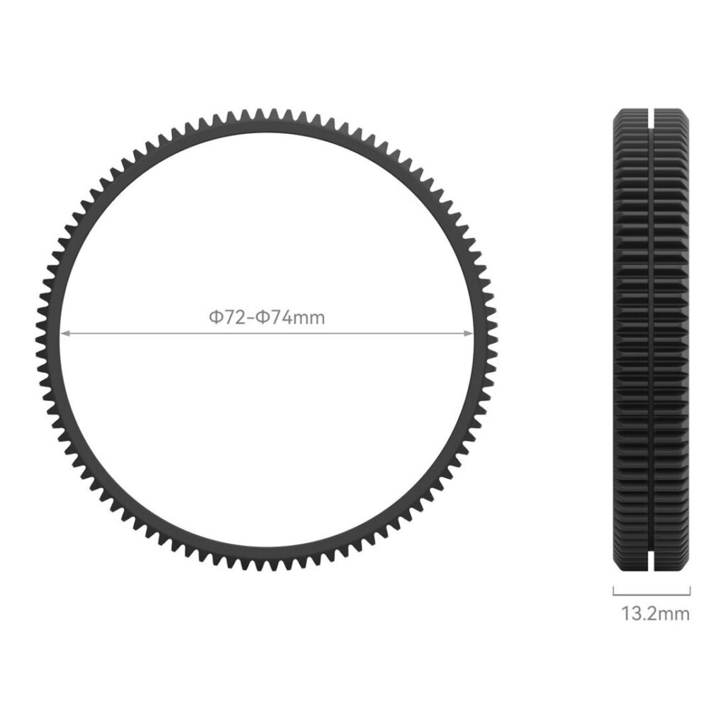 1694608090_939 SmallRig 4185 Focus Gear Ring Seamless Kit (72-74mm) on kuvattu mustana edestä ja sivulta, ja sen leveys on 13,2 mm ja hampaat ovat tasaisin välimatkoin sen ulkoreunalla.