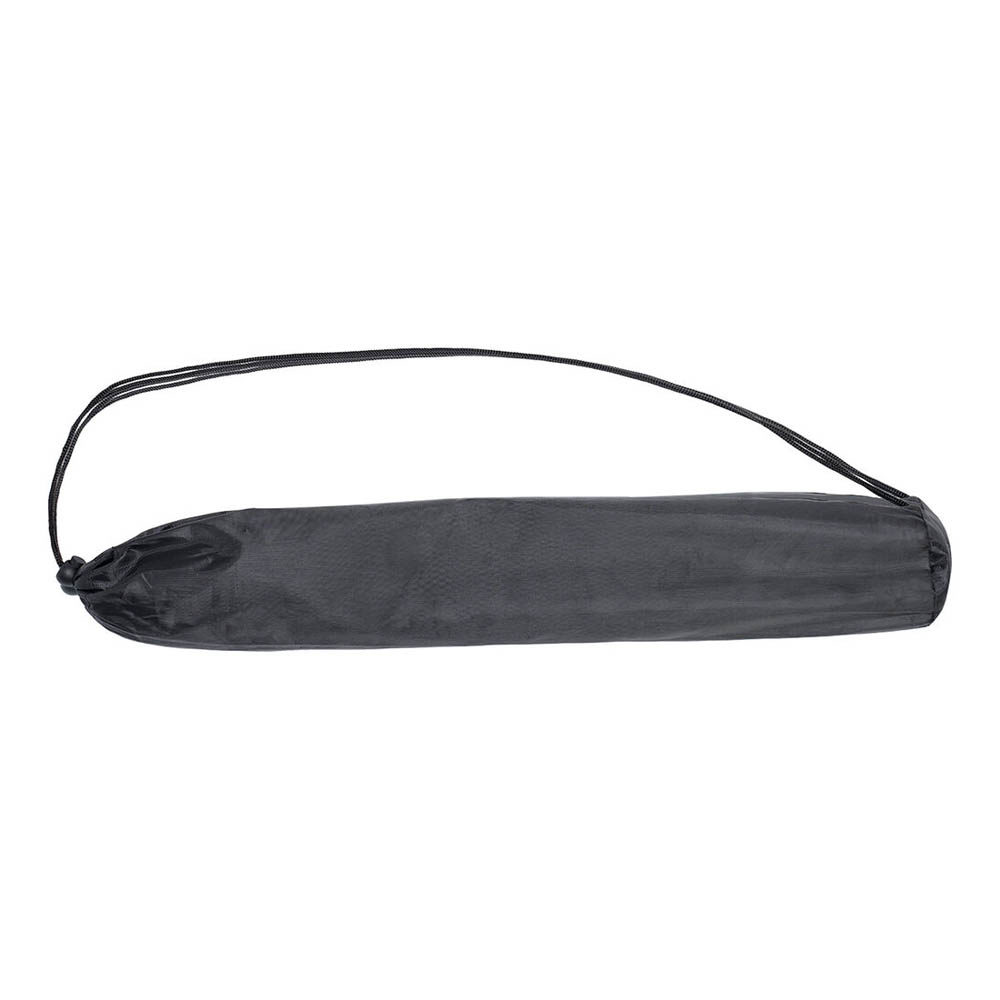 1704374148_594 SmallRig 4379 RA S200 Light Stand -kantolaukku - pitkä, musta, lieriömäinen, kiristysnauhalla suljettava ja olkahihnalla varustettu laukku valkoisella pohjalla.