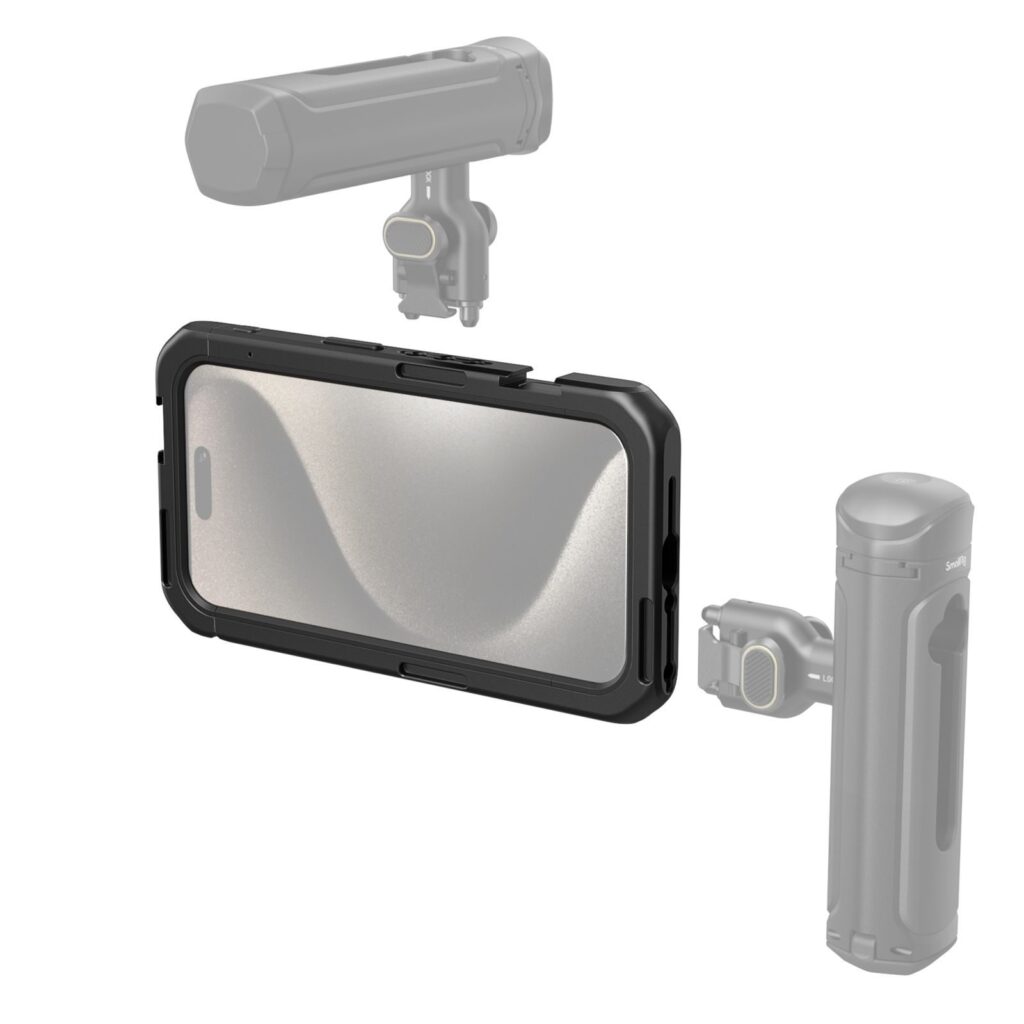 Musta SmallRig 4396 Mobile Video Cage for iPhone 15 Pro on kiinnitetty kiinnitysjärjestelmään, ja ylimääräiset komponentit on esitetty puoliksi läpinäkyvällä harmaalla niiden sijoittelun ja kokoonpanovaihtoehtojen havainnollistamiseksi.