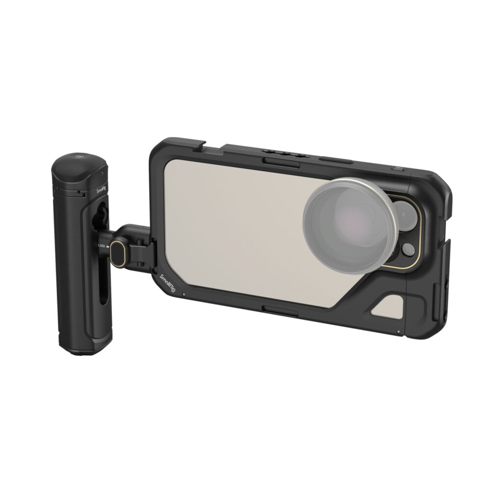 1704796482_114 SmallRig 4393 Mobile Video Kit (Single Handheld) iPhone 15 Pro Max -puhelimelle sisältää tukevan mustan kotelon, laajan objektiivikiinnikkeen ja sivukahvan parempaa kuvausta ja vakaata kuvaamista varten.