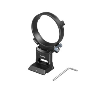 1705934920_676 SmallRig 4424 Rotatable Horizontal-to-Vertical Mount Plate for Sony A7C II / A7CR, joka on valmistettu mustasta metallista ja jossa on säädettävä rengas ja pohjalevy, näkyy valkoisella pohjalla pienen L-muotoisen kuusiokoloavaimen vieressä.