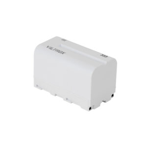 1706085684_256 Valkoinen Godox ML60II BI Battery Kit - LED-valo, jossa on musta teksti, suorakulmainen muoto ja kaksi liitäntäkosketinta alareunassa, kuvattuna valkoisella pohjalla.