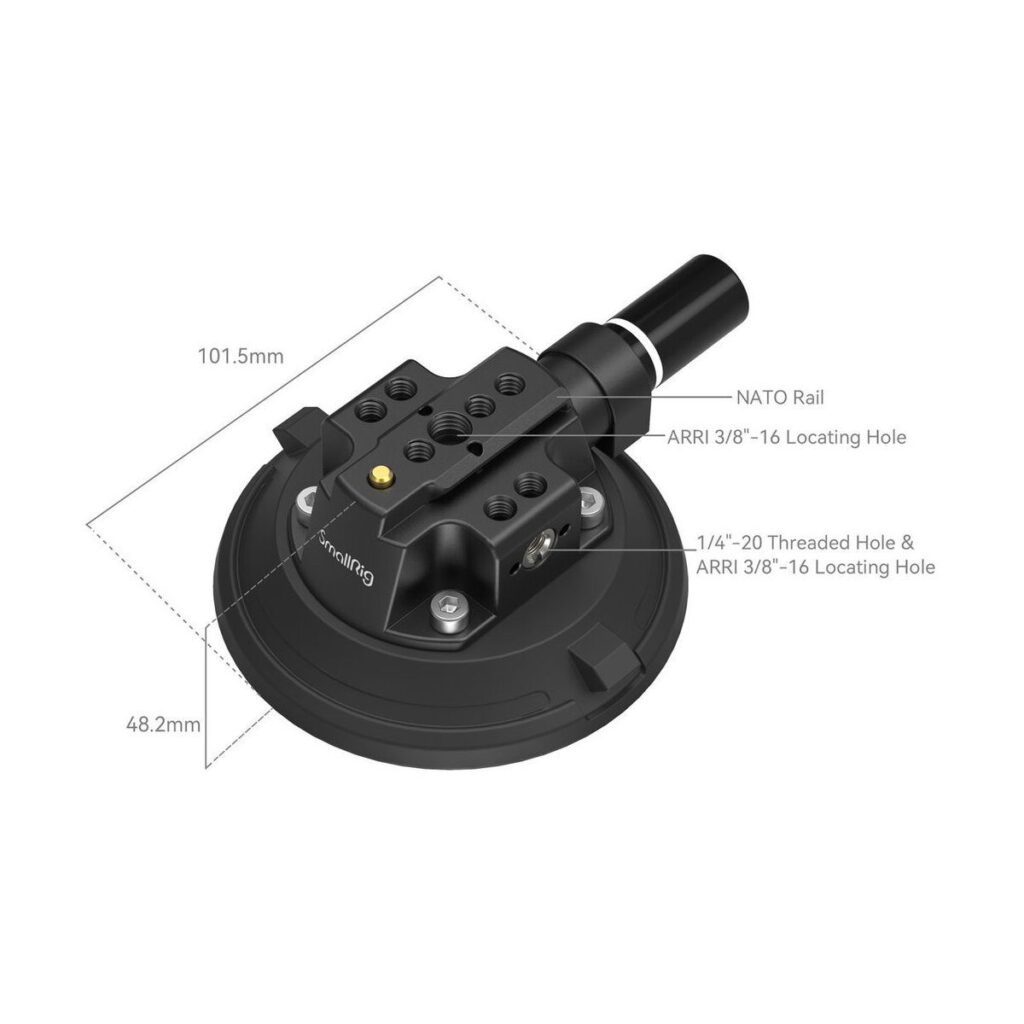 1706192742_250 SmallRig 4122 4'' imukuppikameran kiinnitystuki ajoneuvokuvaukseen on pyöreä musta muotoilu, merkitty NATO-kisko, ARRI 3/8"-16 paikoitusreiät ja 1/4"-20 kierrereikä; koko: 101,5 mm halkaisija, 48,2 mm korkeus.