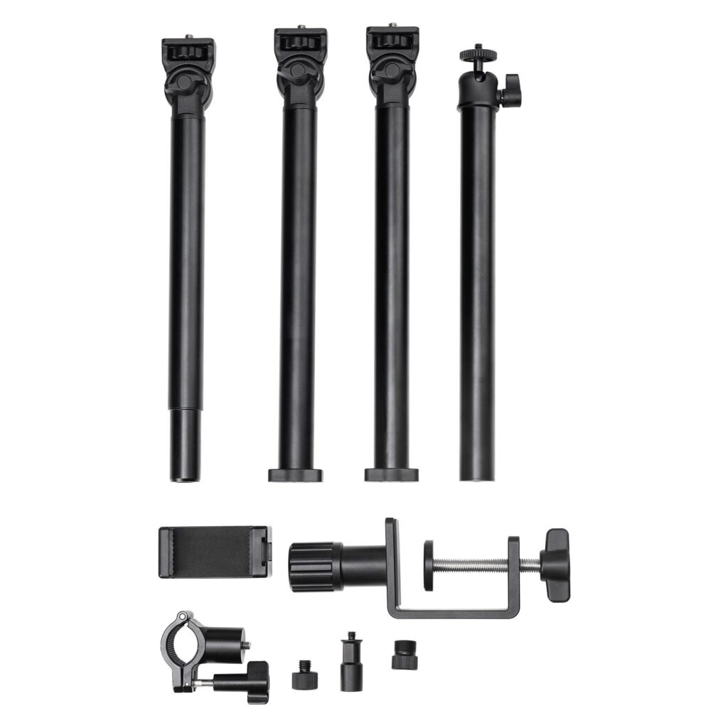 1706284787_354 SmallRig 4456 Live Desktop Camera Bracket DT 50 -pakkaus, joka sisältää neljä mustaa metallitankoa, kiinnittimen, säädettävän puhelimen pidikkeen ja erilaisia kiinnitystarvikkeita, on siististi järjestetty valkoiselle taustalle.
