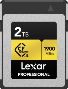 800q-01_121390 Lexar CFexpress Pro Gold R1900/W1500 2TB -muistikortti tarjoaa 2TB:n kapasiteetin ja 1900 MB/s lukunopeuden mustassa, keltaisessa ja hopeisessa muotoilussa.