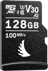 Lähikuva mustasta ANGELBIRD microSD AV PRO (V30) 128 Gt:n kortista, jossa on valkoinen teksti, jossa näkyy UHS-I, U3, V30, A2, 100 MB/s ja tyylitelty logo alareunassa.