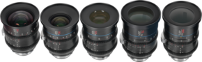 800q-01_126521 SIrui Cine Lens Kit Jupiter sisältää viisi PL-mount-objektiivia (24/35/50/75/100mm), joissa on mustat metallirungot ja tarkat tarkennus- ja aukkorenkaat, jotka on sijoitettu vierekkäin valkoiselle taustalle ylhäältä katsottuna.