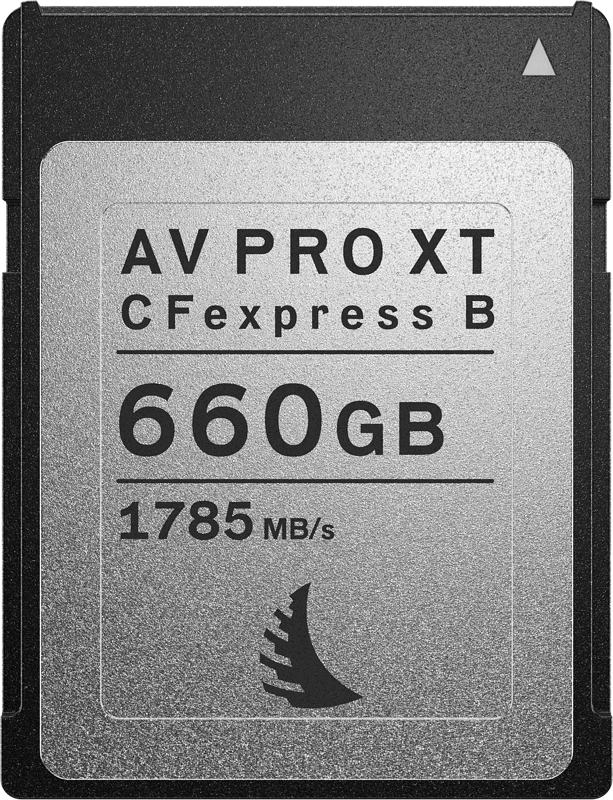 Esillä on suorakulmainen ANGELBIRD AV PRO CFexpress XT MK2 Type B -kortti, jonka kapasiteetti on 660 Gt ja nopeus 1785 MB/s. Kortin hopea-musta muotoilu ja painetut tekniset tiedot.