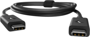 800q-03_117736 ANGELBIRD USB 3.2 -kaapeli C-C - 100cm on musta USB-C- ja USB-C-kaapeli, jossa on kultaiset nastat ja lintulogo kummassakin liittimessä.