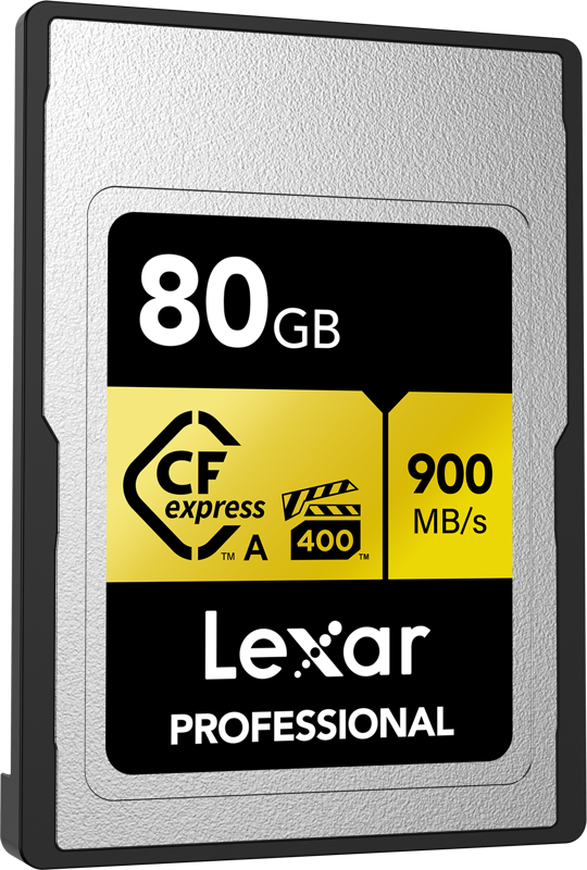 800q-03_120865 Lexar CFexpress Pro Gold R900/W800 - VPG400 Type-A 80GB -muistikortti on lähikuvassa hopean, mustan ja keltaisen etiketin kanssa ja tarjoaa nopean suorituskyvyn jopa 900 MB/s luku- ja 800 MB/s kirjoitusnopeudella.