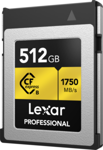 800q-03_123957 Lexar CFexpress Pro Gold R1900/W1500 512GB -muistikortti tarjoaa 512 Gt:n kapasiteetin ja jopa 1750 MB/s lukunopeuden, ja siinä on hopean ja mustan värinen muotoilu keltaisilla korostuksilla.