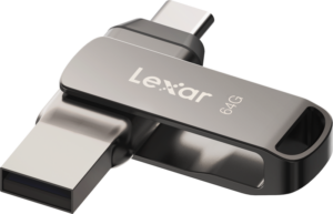 800q-03_125015 Lexar Jumpdrive Dual Drive D400 64GB USB-muistitikku, jossa on sekä C- että A-tyypin liitännät, näkyy tavallista taustaa vasten.