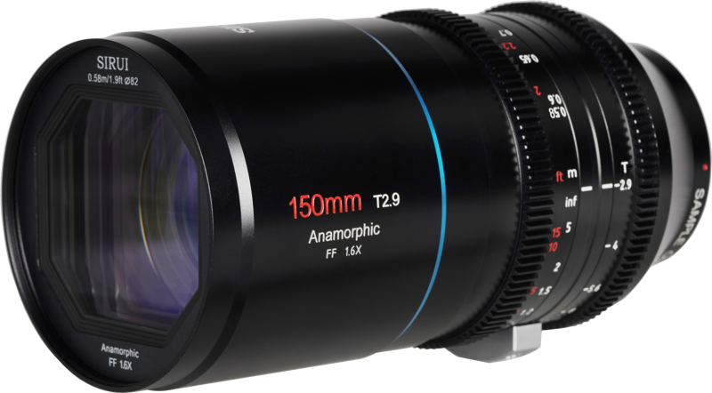 800q-03_125043 Lähikuva mustasta Sirui Anamorphic Lens Venus 1.6x FF 150mm T2.9 E-Mount -objektiivista, jossa korostuvat sen yksityiskohtaiset merkinnät, tarkennus- ja aukkorenkaat sekä sininen korostusviiva objektiivin tynnyrissä.