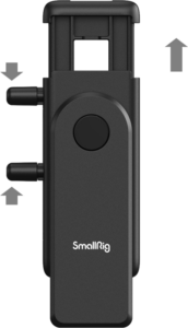 800q-03_127427 SmallRig 4367 Smartphone Vlog Tripod Kit VK-30 Advanced Version -jalustassa on musta kiinnike, jossa on säädettävät osat ja nuolet, jotka osoittavat ylös- ja sivuttaisliikkeet laitteesi sovittamiseksi ja kiinnittämiseksi.