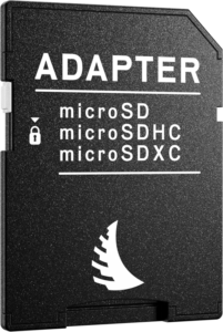 ANGELBIRD microSD AV PRO (V30) 128GB sisältää mustan sovittimen, jossa lukee "ADAPTER" ja joka tukee microSD-, microSDHC- ja microSDXC-muotoja. Sovittimessa näkyy myös valkoinen lukkosymboli ja tyylitelty valkoinen logo.