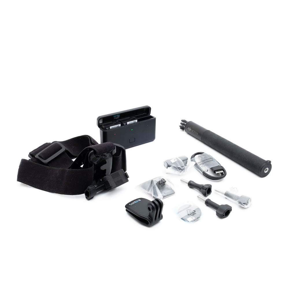 DJI Action 4 setti-3 DJI Osmo Action 4 Adventure Combo - Käytetty