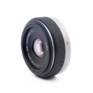 Lumix 20mm f17 G-2 Panasonic Lumix G 20mm f/1.7 - Käytetty