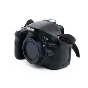 Nikon D5200 (SC 73000) - Käytetty