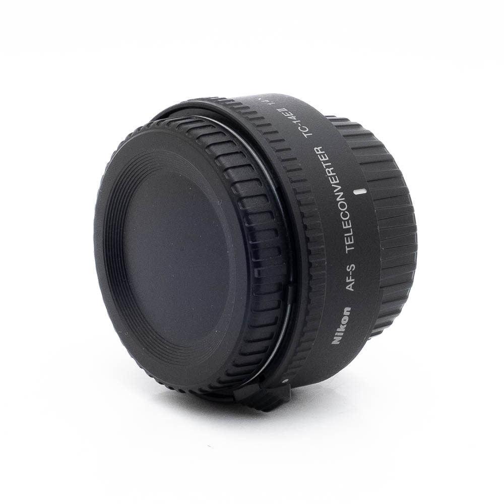 Nikon TC-13E II-3 Nikon AF-S Teleconverter 1.4x TC-14E II - Käytetty