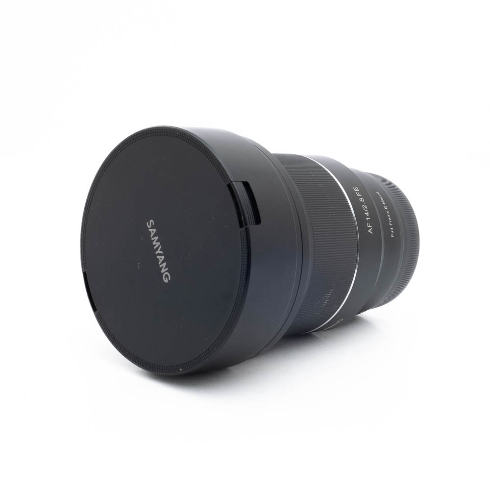 Samyang AF 14mm f28 Sony-3 Samyang AF 14mm f/2.8 Sony FE - Käytetty
