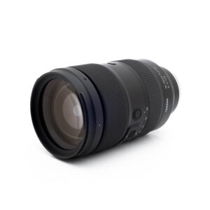 Tamron 35-150mm f2-28 Di III VXD Sony-2 Tamron 35-150mm f/2-2.8 Di III VXD Sony (sis.ALV24%) - Käytetty