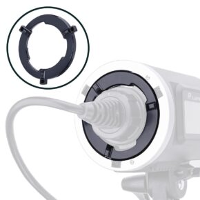 1478014117_174 Lähikuva Godox AD600 Locking Ring Bowens Mount -kiinnikkeestä, joka on kiinnitetty studiovalon takaosaan virtajohdon ollessa kytkettynä; kiinnikkeen erillinen näkymä näkyy vasemmassa yläkulmassa.