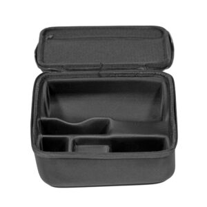 1603700209_911 Godox Carry Bag yhdelle AD300Pro-kameralle on musta, suorakulmainen, vetoketjullinen säilytyslaukku, jossa on avoin kansi ja useita jaettuja lokeroita tavaroiden järjestämiseen.