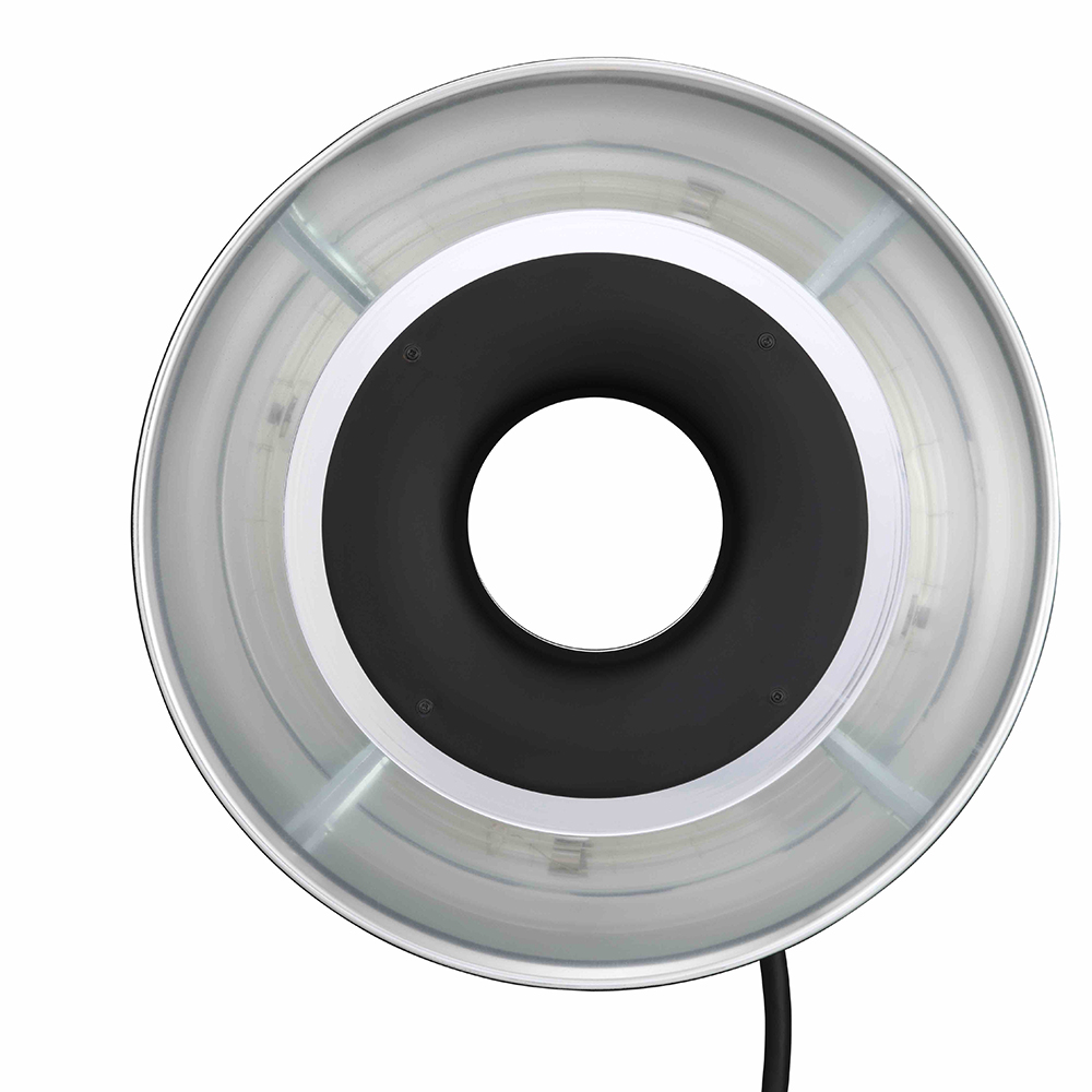 1608637583_676 Yläpuolelta Godox RFT-21 Ring Flash Reflector for R1200 Silver, pyöreä LED-valo, jossa on musta keskus ja näkyvä virtajohto, suunniteltu valokuvaukseen tai videokuvaukseen.