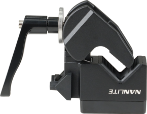 800q-01_123753 Side view of the NANLITE Forza Quick-Release Clamp for the Forza 720 / 500 II / 300 II, made of black metal, featuring a lever and the word "NANLITE" printed on it against a white background.