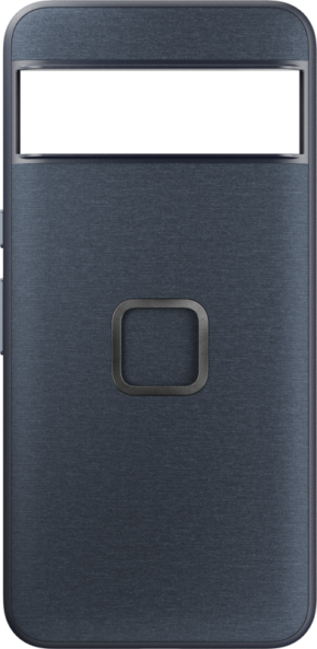 Peak Design Mobile Everyday Case for Pixel 8 Pro in Midnight on tummanharmaa suorakaiteen muotoinen kotelo, jossa on harjattu metallirakenne, neliönmuotoinen keskipainike ja leveä suorakaiteen muotoinen leikkaus.