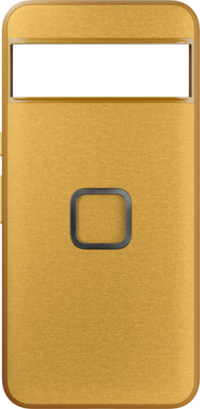 Peak Design Mobile Everyday Case Pixel 8 Pro - Sun on kullanvärinen suorakaiteen muotoinen kotelo, jossa on harjattu rakenne, metallinen neliönmuotoinen painike keskellä ja vaakasuora aukko yläreunassa.
