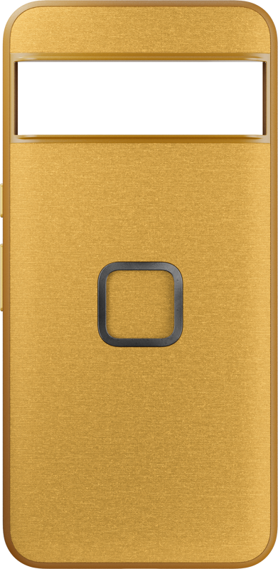 800q-01_127488 Peak Design Mobile Everyday Case Pixel 8 Pro - Sun on kullanvärinen suorakaiteen muotoinen kotelo, jossa on harjattu rakenne, metallinen neliönmuotoinen painike keskellä ja vaakasuora aukko yläreunassa.