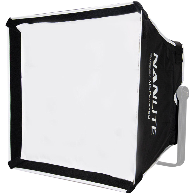 800q-02_112594 NANLITE Soft Box for Mixpanel 60, jossa on mustavalkoinen muotoilu ja neliönmuotoinen etuhajotin studiovalaistukseen, näkyy valkoista taustaa vasten.
