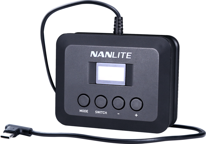 800q-02_117793 NANLITE WC-USBC-C1 -johto-ohjain on esitetty mustana, ja siinä on pieni digitaalinen näyttö, neljä merkittyä painiketta (Mode, Switch, -, +) ja liitetty USB-C-kaapeli vaalealla pohjalla.