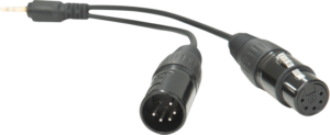 800q-02_118868 NANLITE DMX Adapter -kaapelissa 3,5 mm on musta äänikaapeli, jonka toisessa päässä on 3,5 mm:n urosliitin ja toisessa päässä XLR-uros- ja -naarasliittimet, jotka näkyvät valkoista taustaa vasten.