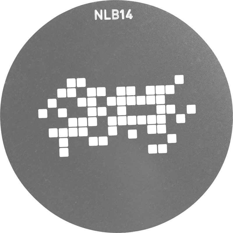 800q-03_117969 NANLITE GOBO Set 1 PJ-BM:lle sisältää pyöreän, harmaan gobon, jonka keskellä on valkoisten neliöiden ruudukko ja yläreunaan painettu koodi NLB14.