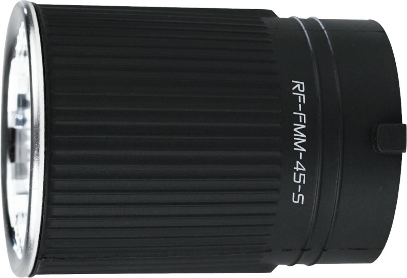 800q-03_120815 NANLITE 45° Small Reflector FM-kiinnityksellä, jossa on musta lieriömäinen runko, uurrettu rakenne, hopeinen sisäkehä ja RF-FMM-45-S-merkintä sivulla, näkyy vaaleaa taustaa vasten.