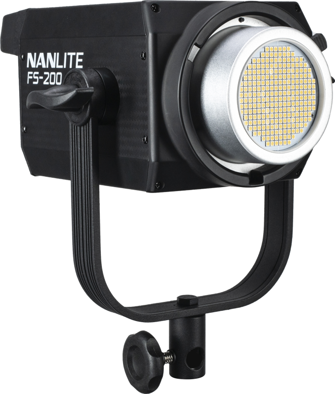 800q-14_115464 NANLITE FS-200 LED Daylight Spot -valaisin, jossa on musta suorakulmainen runko, pyöreä LED-paneeli ja säädettävä kiinnike.